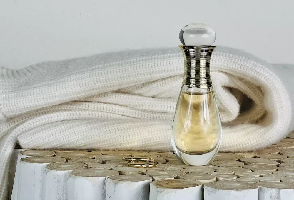 خرید عطر گرمی زنانه | تجربه رایحههای لوکس